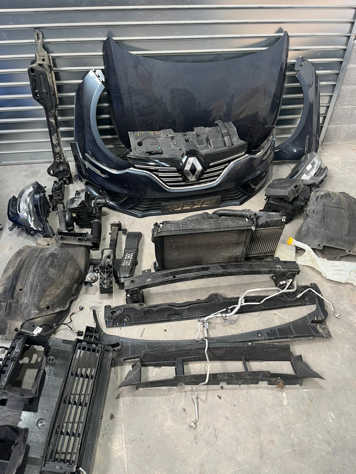 Fae avant complete renault megane 4 IV phase 1, Autos : Pièces & Accessoires, Enlèvement, Avant, Renault, Pare-chocs