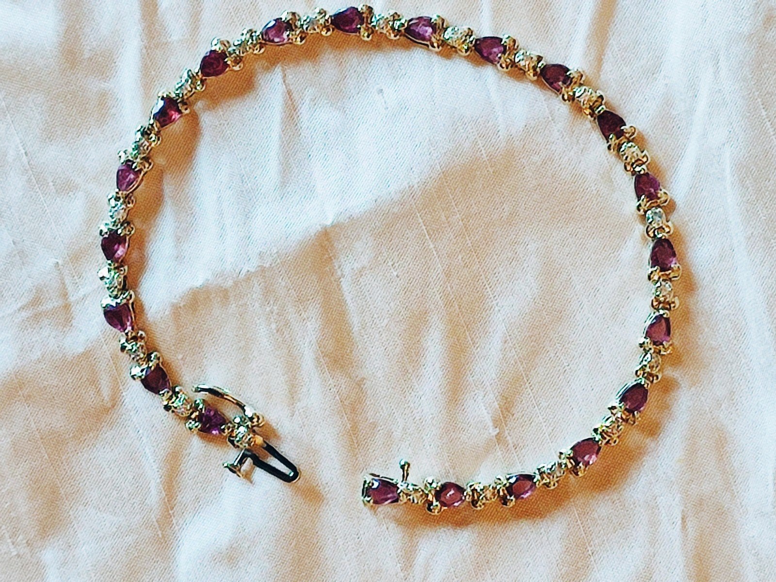 Gouden armband met natuurlijke robijnen en diamanten, Ophalen of Verzenden, Goud, Goud