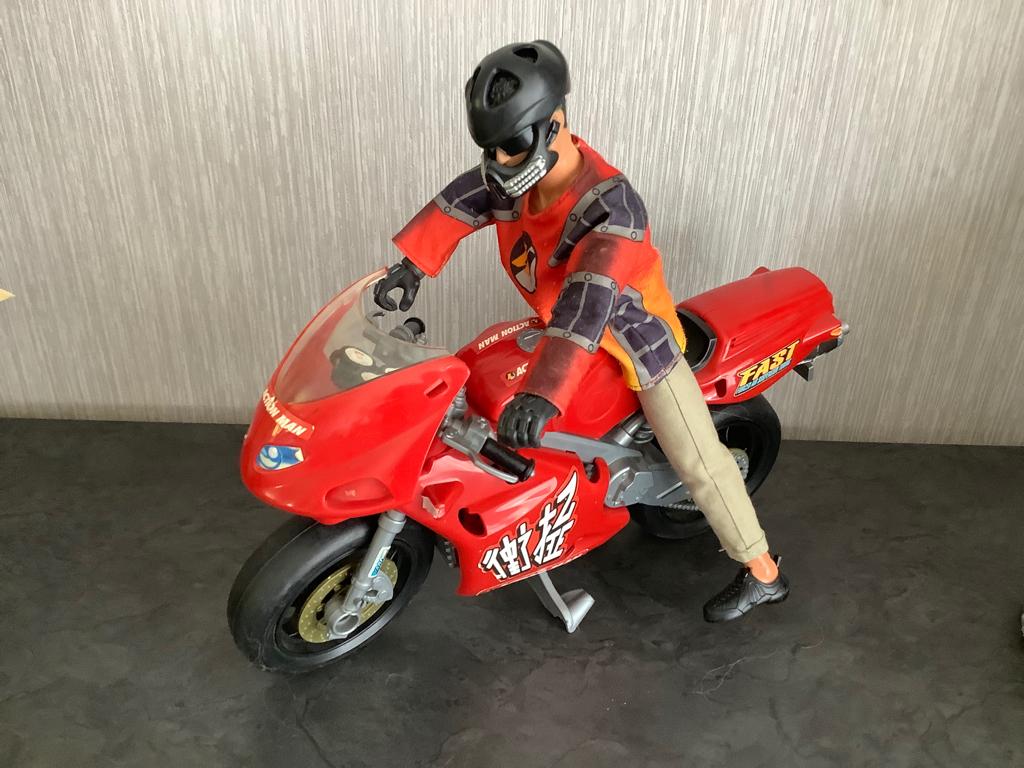 Action Man FAST sportmotor speelset (23x33 cm)(2000, Kinderen en Baby's, Speelgoed | Actiefiguren, Gebruikt, Ophalen of Verzenden