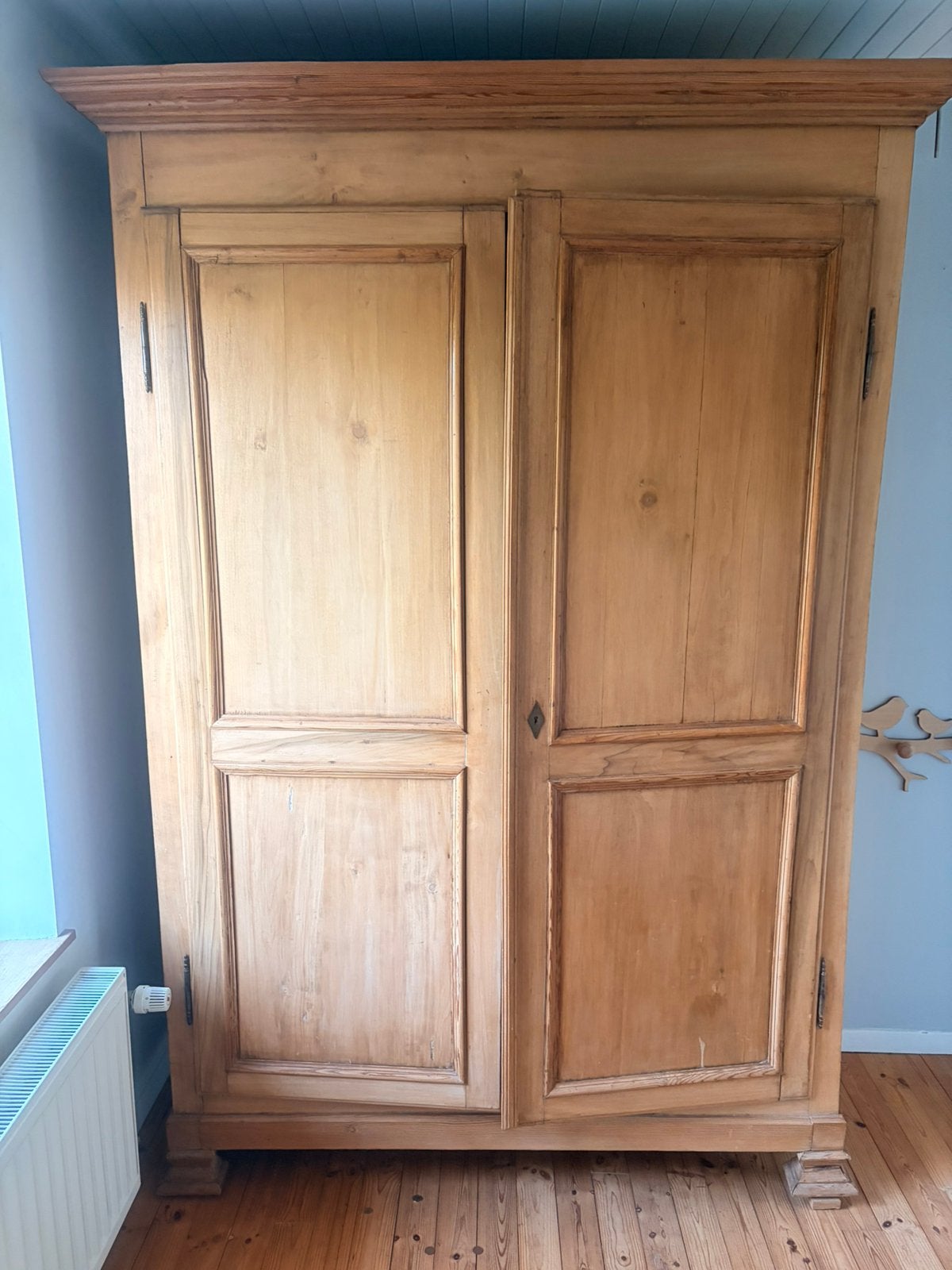 Grade robe ancienne, Antiquités & Art, Antiquités | Meubles | Armoires, Enlèvement