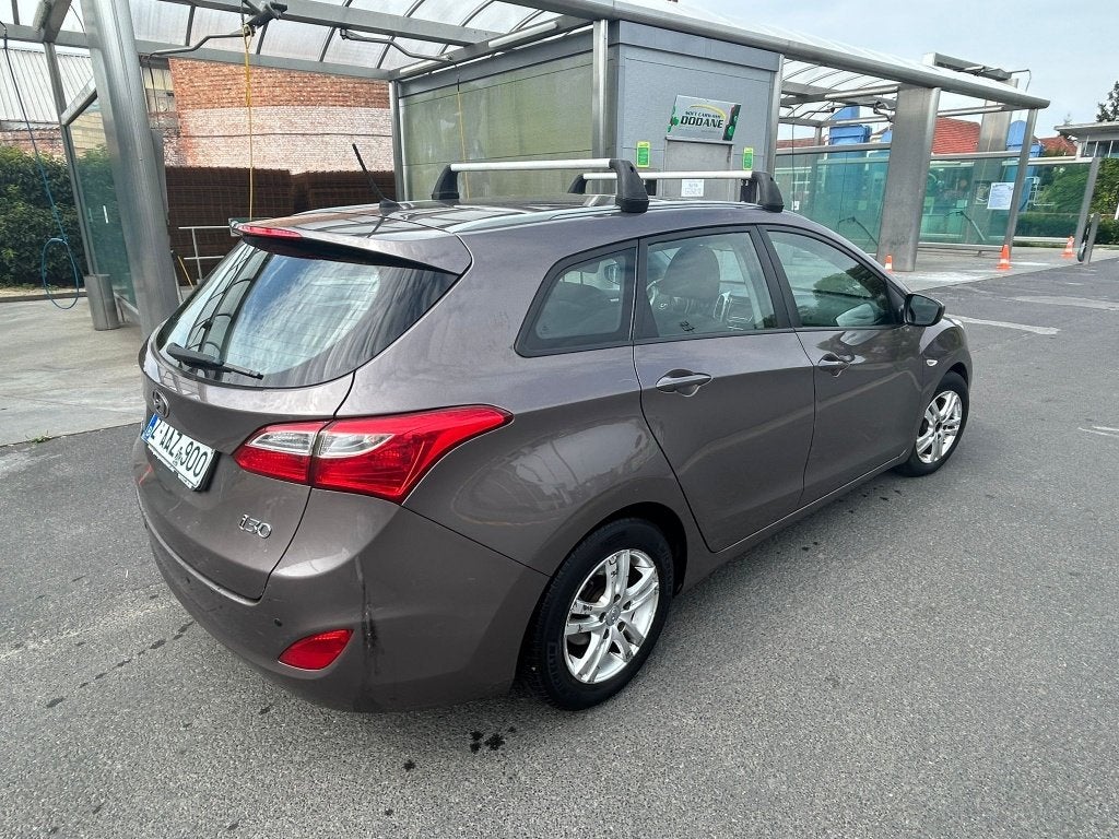 HYUNDAI i30 1.4L DIESEL. 2014.  148900 KM. 3900 EURO, https://public.car-pass.be/vhr/490d5f7e-26c1-4a39-9ba3-ad5ea63c31a0, Euro 5