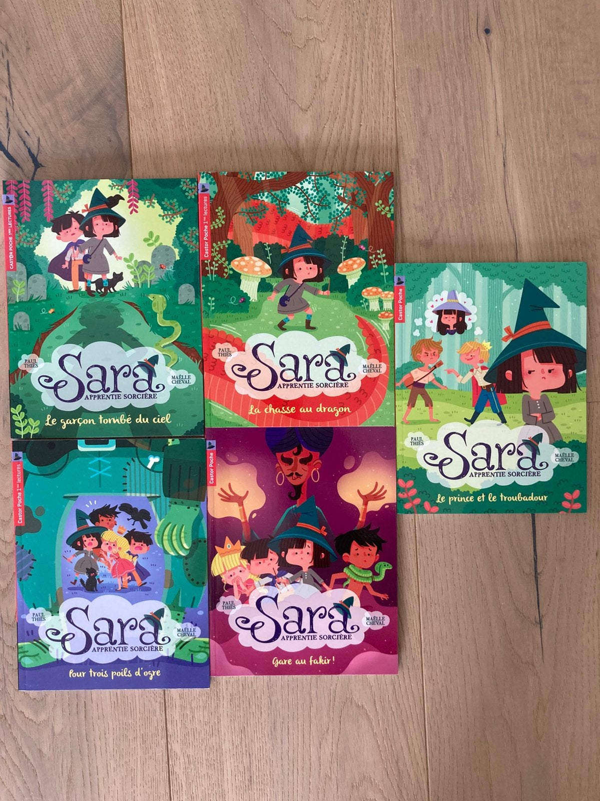 5 livres Sara apprentie sorcière, Enlèvement ou Envoi, Neuf