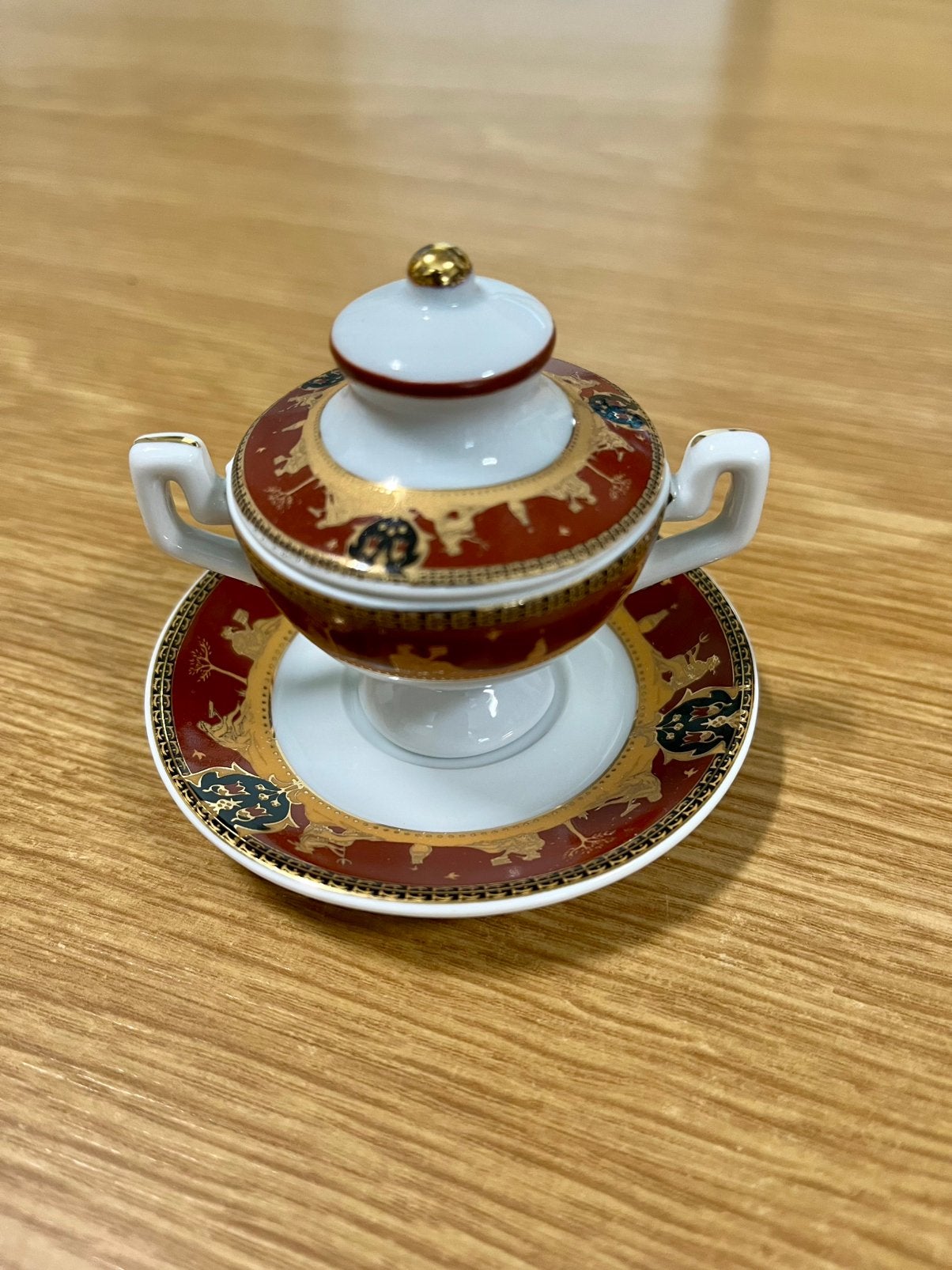 Soupière miniature porcelaine Porcelain Art rouge/or, Enlèvement, Porcelaine