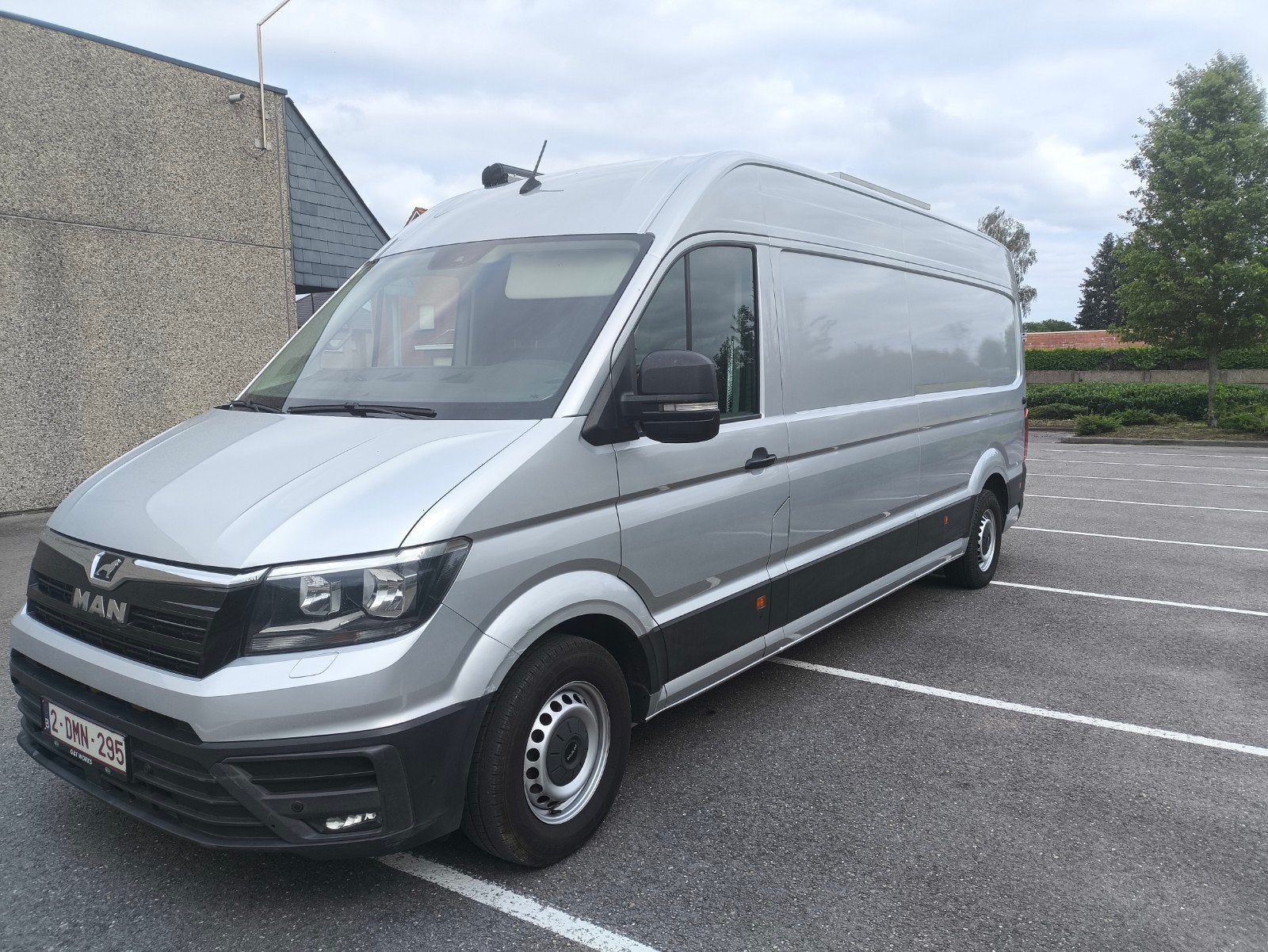 MAN TGE 3.180  Handgeschakeld 6 v Full Off grid camper, Caravans en Kamperen, Mobilhomes, Overige merken, Chemisch toilet, Buscamper of Camperbus