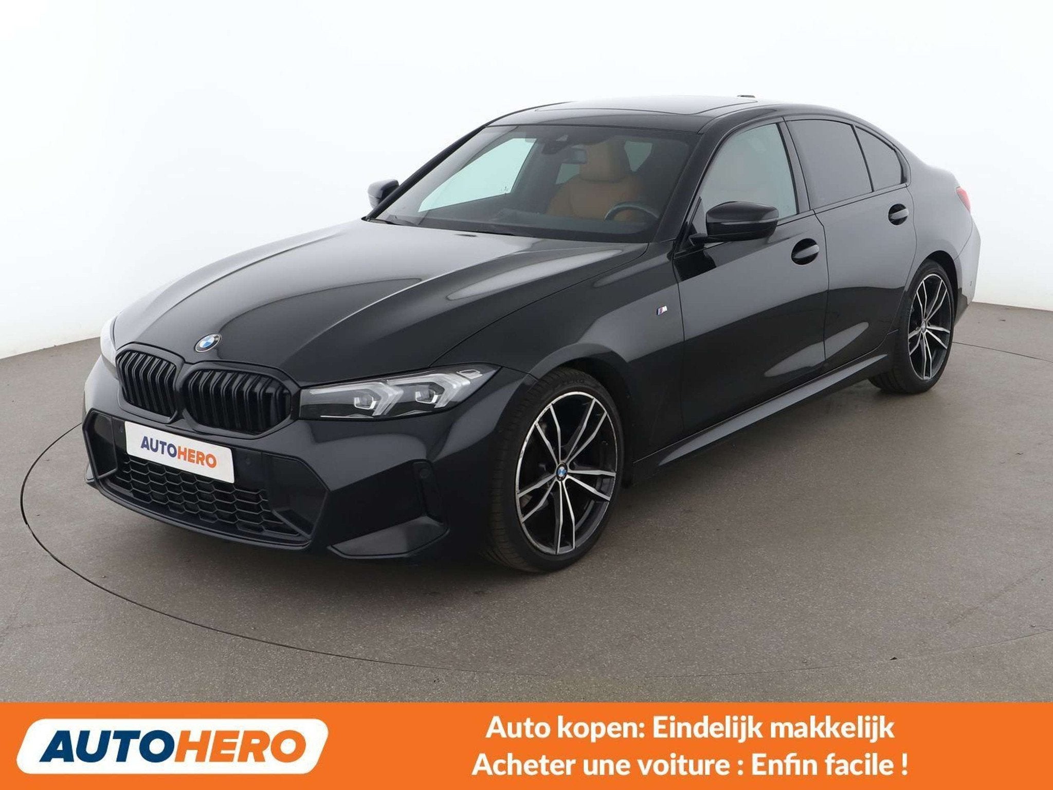BMW 3 Serie 318 318i M Sport (année de construction 2023), Autos, Cuir, Achat, Autres carburants, Volant multifonction