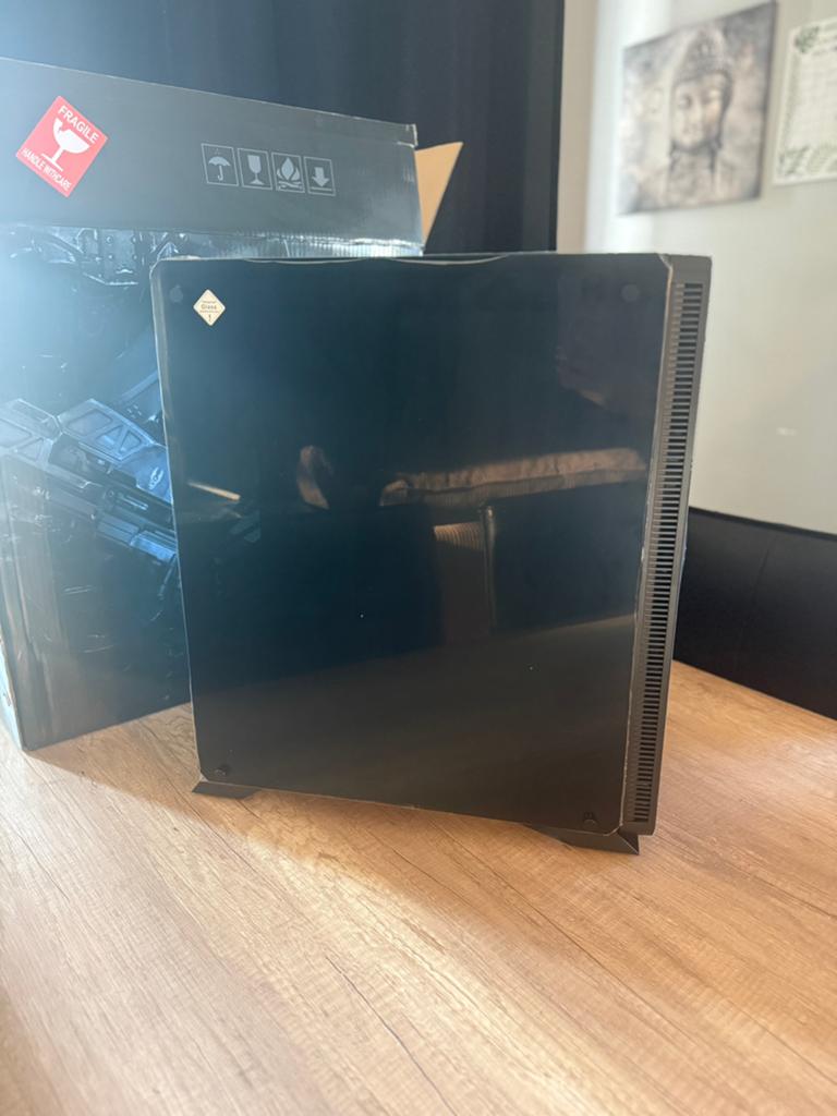 Boîtier PC Gaming Sahara P35 RGB – état neuf jamais utilisé, Informatique & Logiciels, Enlèvement, Comme neuf, Gaming