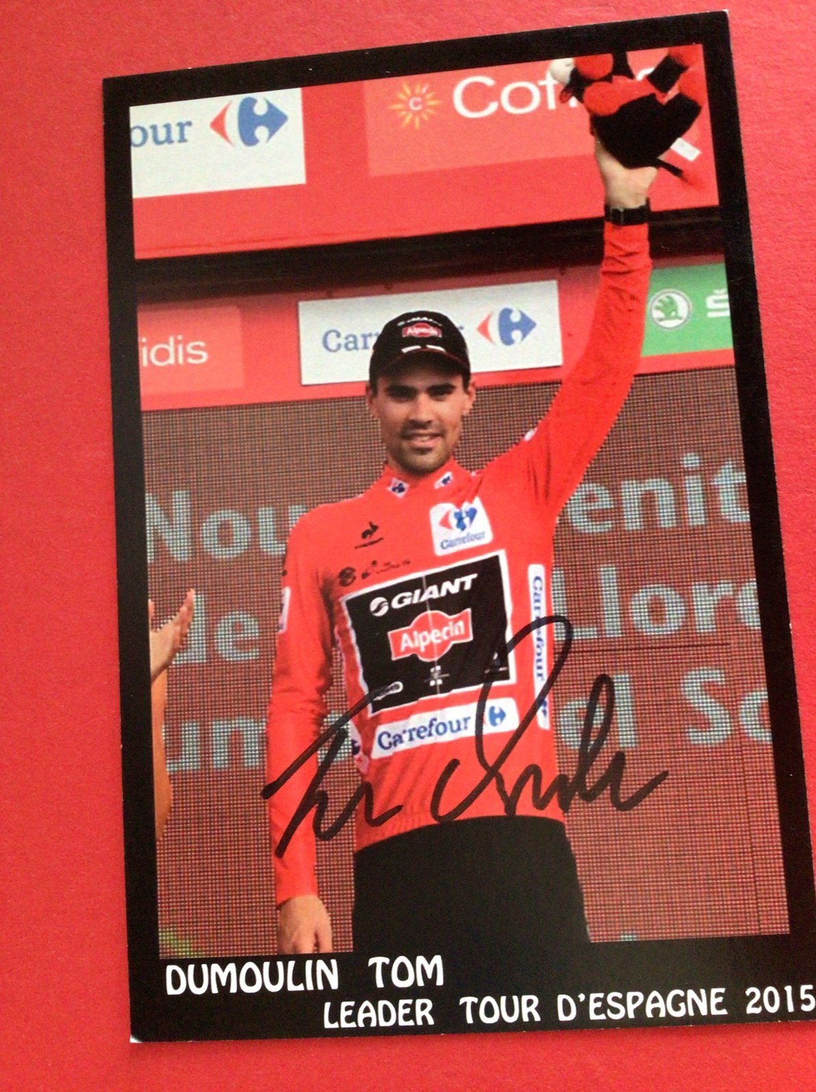 Carte cycliste signée de la Vuelta Tom Dumoulin 2015, Envoi