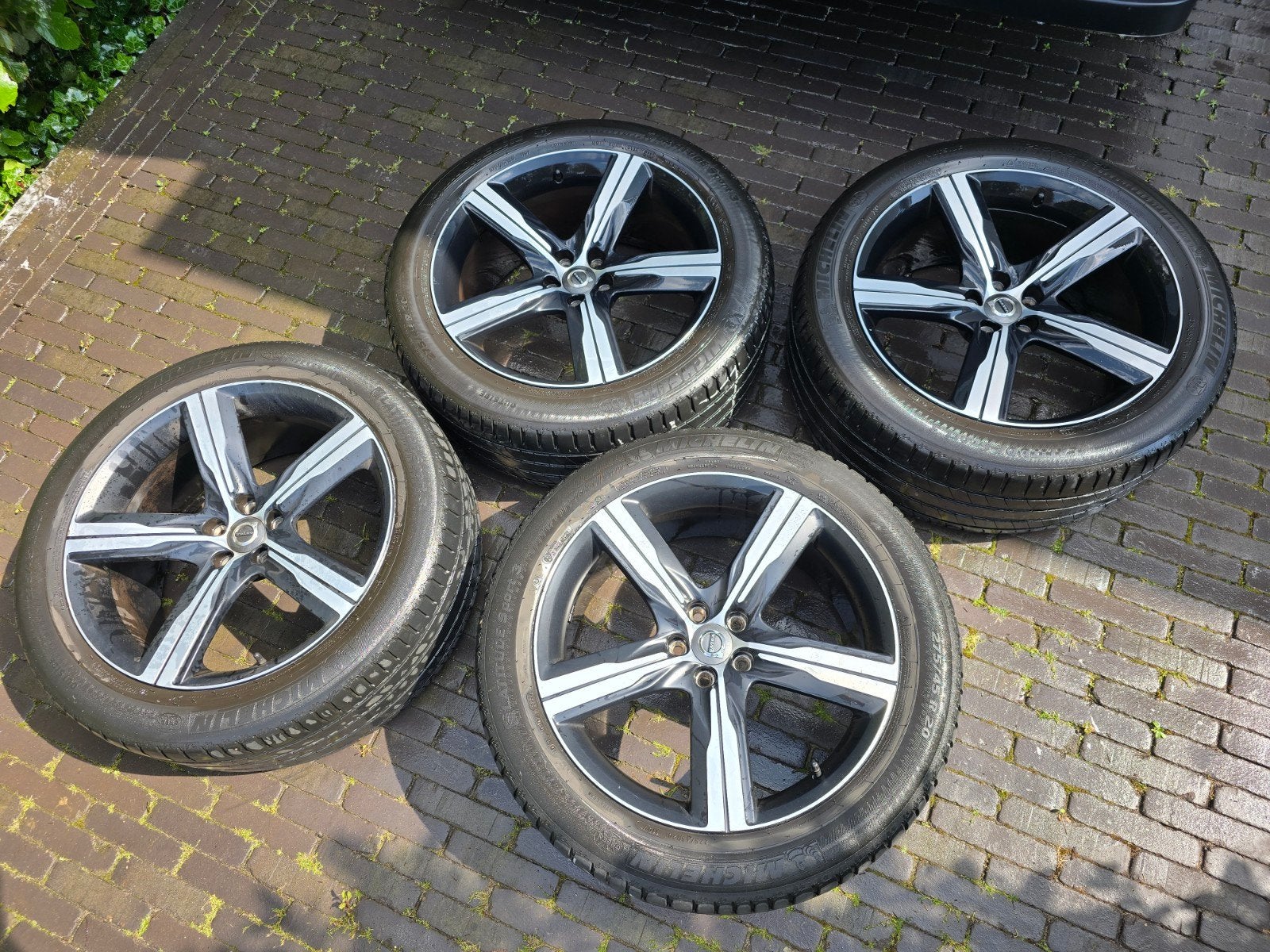 Jantes Volvo XC90 R-design, Enlèvement, Pneus été, Pneu(s)