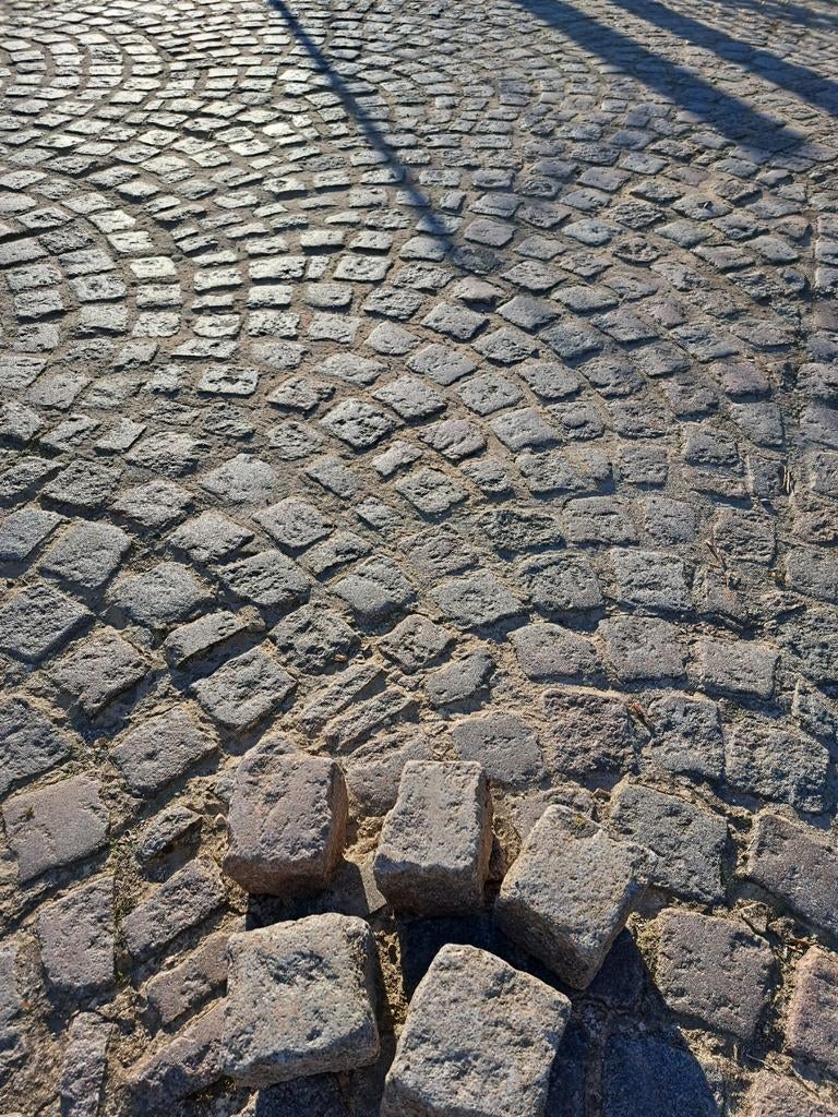Petits pavés en granit, Enlèvement, Utilisé, 10 m²² ou plus, Autres types