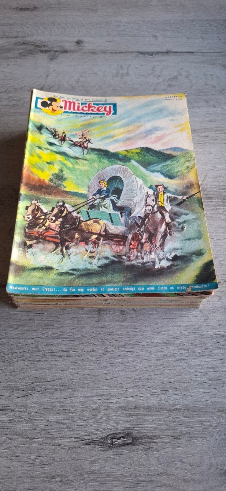 Mickey magazine 1958, Livres, Plusieurs BD, Enlèvement ou Envoi, Utilisé