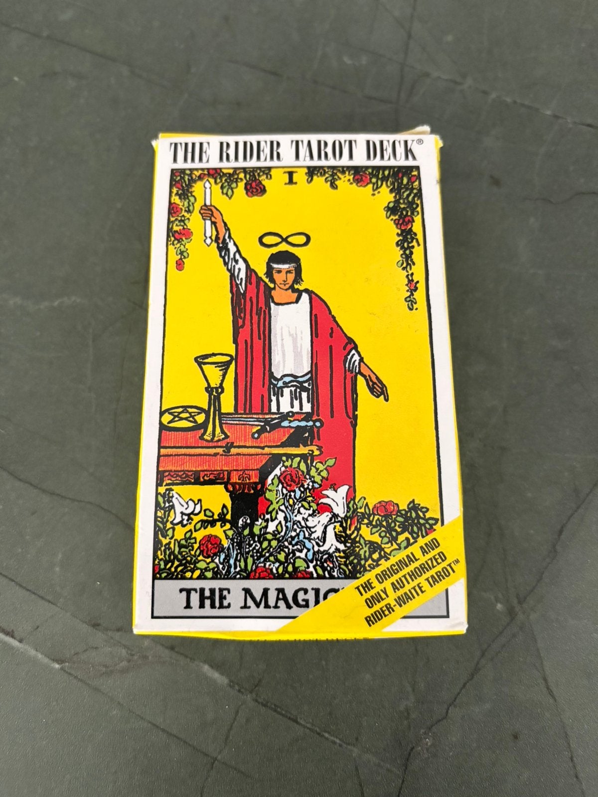 The Rider Tarot Deck, Ophalen, Zo goed als nieuw