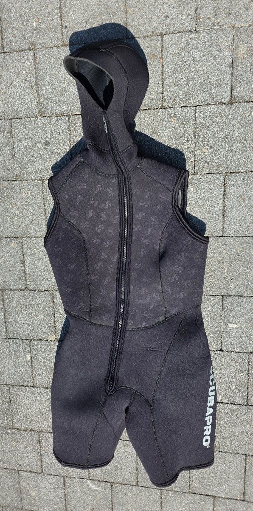 Surveste / Shorty de Plongée SCUBAPRO Femme – Taille 42, Sports nautiques & Bateaux, Plongée, Enlèvement, Utilisé, Combinaison de plongée