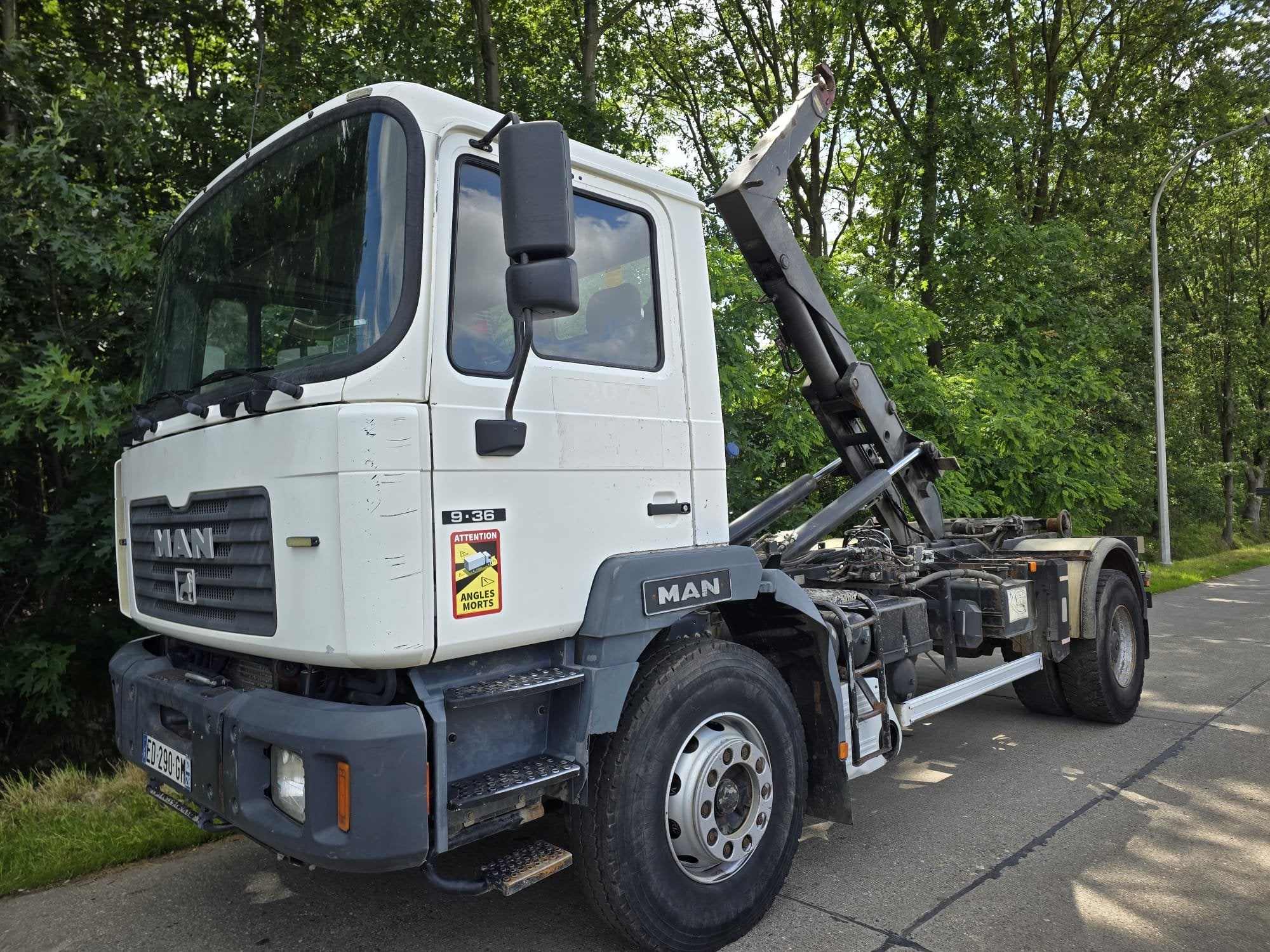 MAN 19.364 (bj 2000), Euro 2, Achterwielaandrijving, 360 pk, Bedrijf