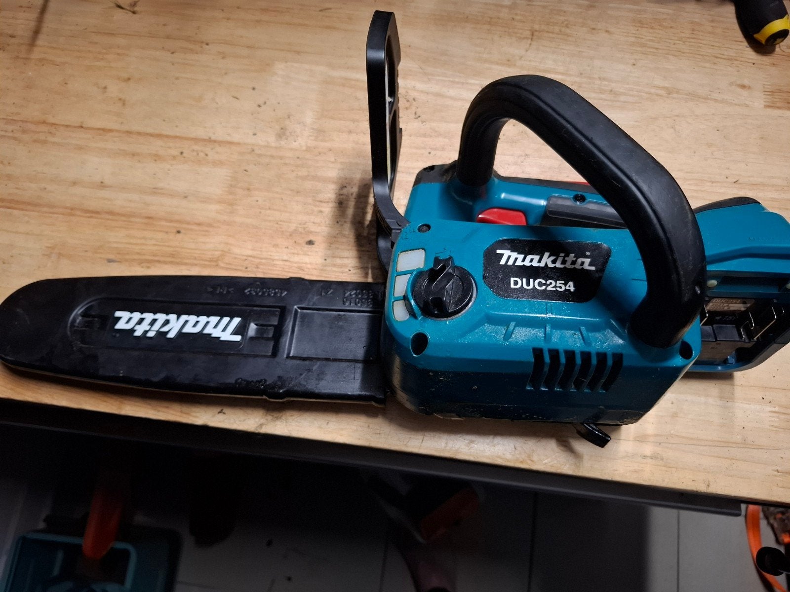 makita kettingzaagbody dux252, Jardin & Terrasse, Enlèvement, Comme neuf, Scie à arbre, Makita