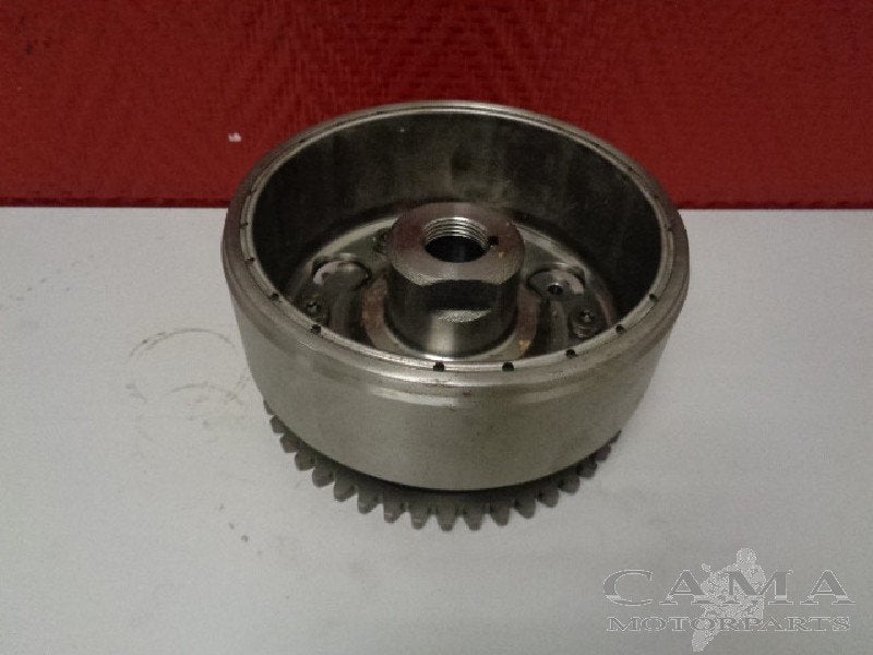 VOLANT MOTEUR CBR 600 F 1999-2000 (CBR600F CBR600F4 PC35), Dhr. S. di Majo, Utilisé, Info@cama-motorparts.nl, P.J. Troelstraweg 8 8
3144 CX  MAASSLUIS, NL