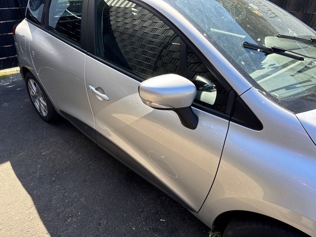 PORTE AVANT DROITE Renault Clio IV Estate / Grandtour (7R), Autos : Pièces & Accessoires, Renault, Utilisé, Peter-Huppertz-Straße 5
51063  Köln, DE