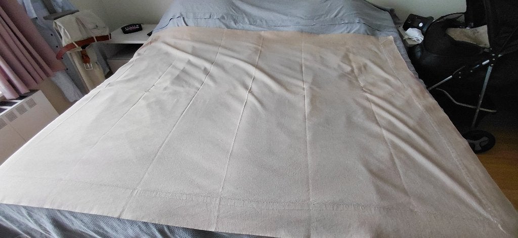 tafelkleed van 230 cm x145 cm, Huis en Inrichting, Ophalen of Verzenden, Zo goed als nieuw, Beige, 145 cm