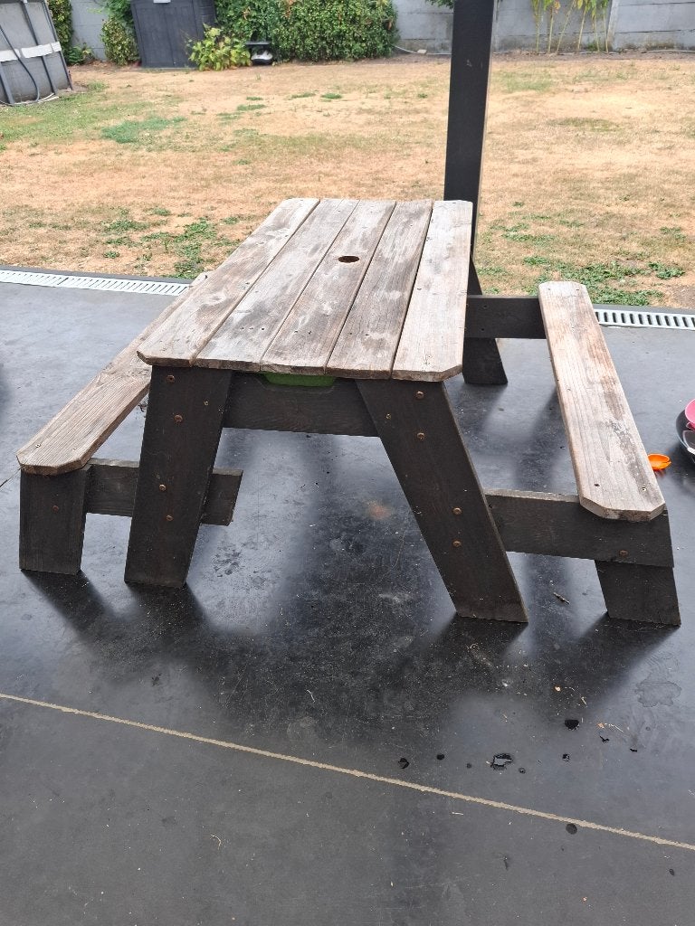 Exit zand-water speeltafel/picknick tafel, Ophalen, Gebruikt