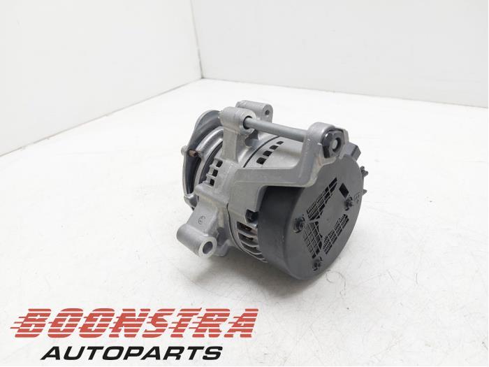 Dynamo d'un BMW 4-Serie (4-Serie 13-), -, 3 mois de garantie, Utilisé, -