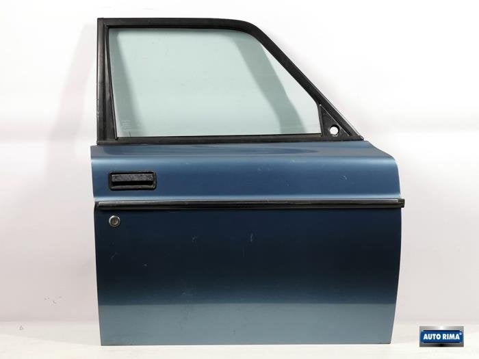 Portière 4portes avant droite d'un Volvo 2-Serie, -, 3 mois de garantie, Porte, -