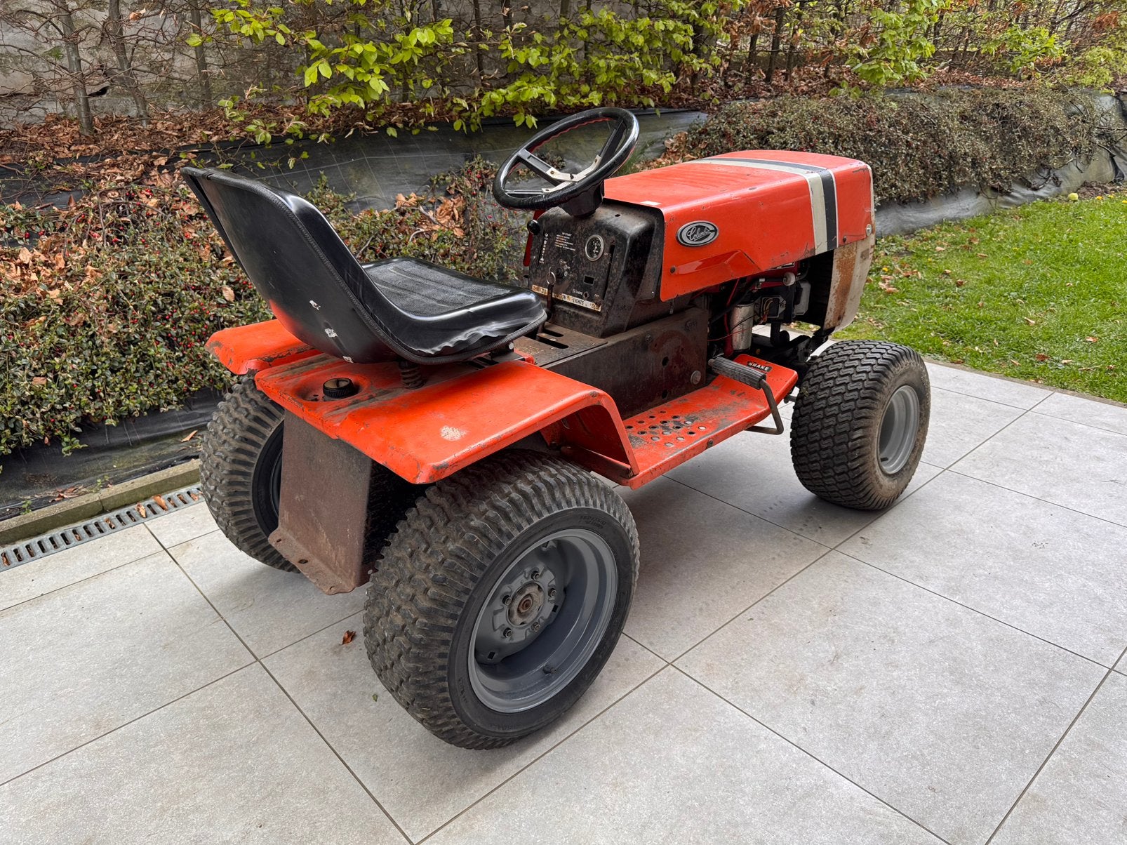 Tracteur pour tirer 16HP - 2 cylindres, Jardin & Terrasse, Enlèvement, Utilisé