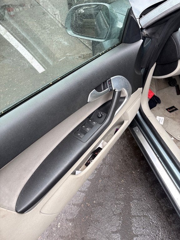 SIEGE AVANT GAUCHE ( CONDUCTEUR ) Audi A3 Cabriolet (8P7), Auto-Union-Straße  1,
85057  Ingolstadt, DE, Info@audi.de, Audi, Utilisé