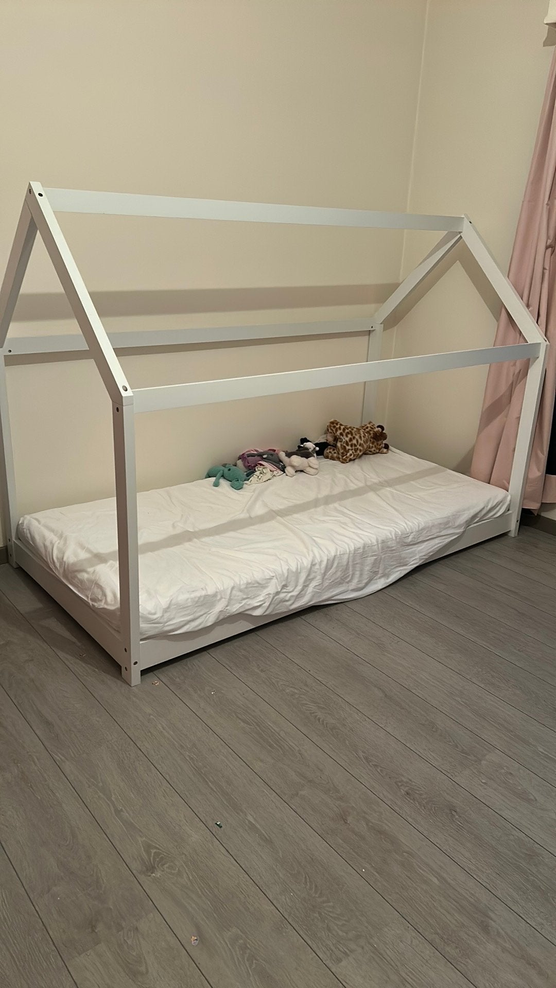 Lit pour tout-petit avec matelas assorti à vendre, Enlèvement, Comme neuf, Matelas