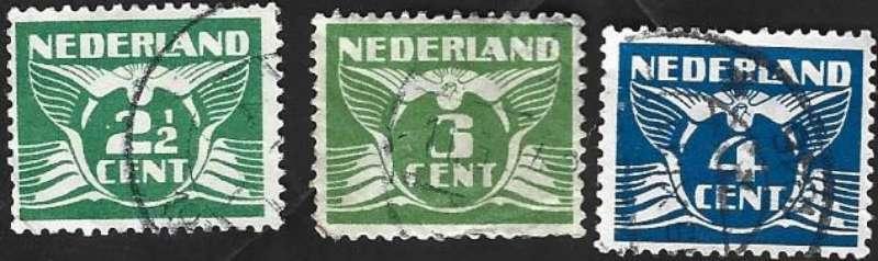 3 Postzegels Nederland 1924 Vliegende Duif met cijfer, Ophalen of Verzenden, T/m 1940, Gestempeld