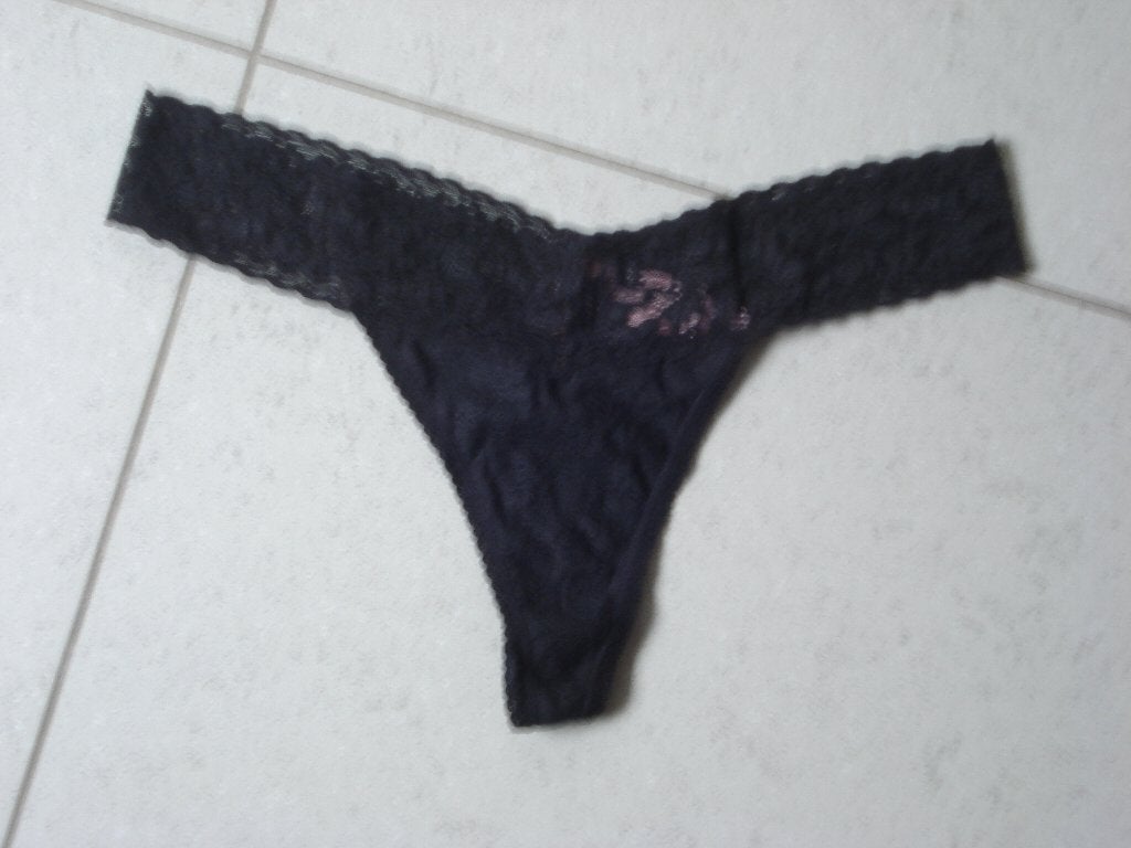 Hunkemöller zwarte string, dames. mt L, Kleding | Dames, Ondergoed en Lingerie, Ophalen of Verzenden, Zwart, String