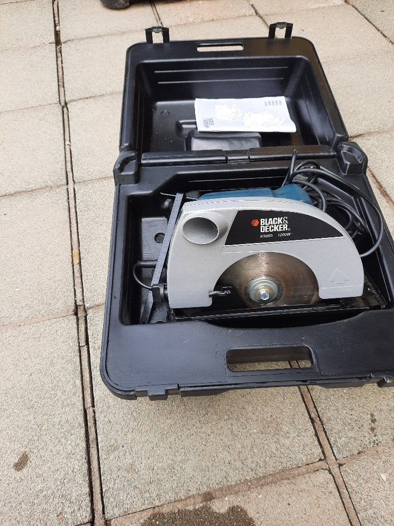SCIE CIRCULAIRE, Bricolage & Construction, Outillage | Scies mécaniques, Utilisé, Scie circulaire, 1200 watts ou plus, Enlèvement