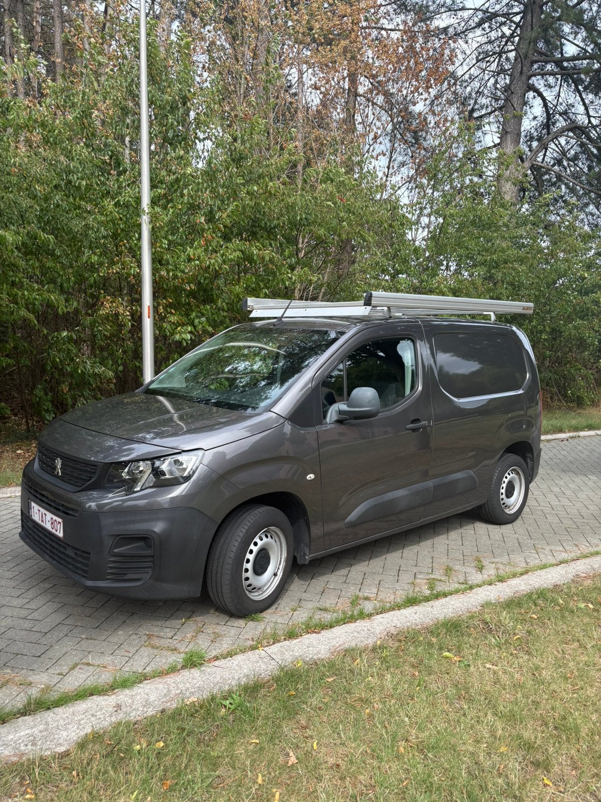 Peugeot partner, 5 deurs, Particulier, Zilver of Grijs, Te koop