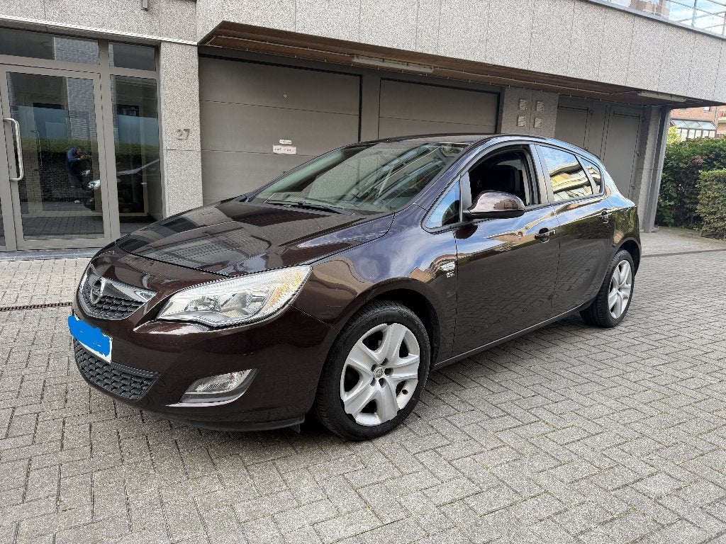 Opel Astra 1.4 essence 1er propriétaire * carnet airco, Autos, Achat, Entreprise, Boîte manuelle, Entretenue par le concessionnaire