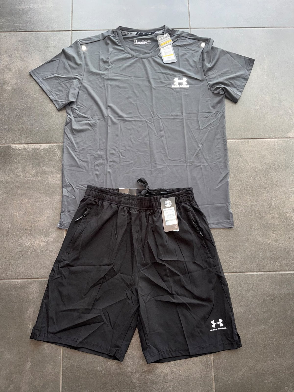 Survêtement Under Armour gris | NEUF AVEC BILLET, Enlèvement ou Envoi, Comme neuf