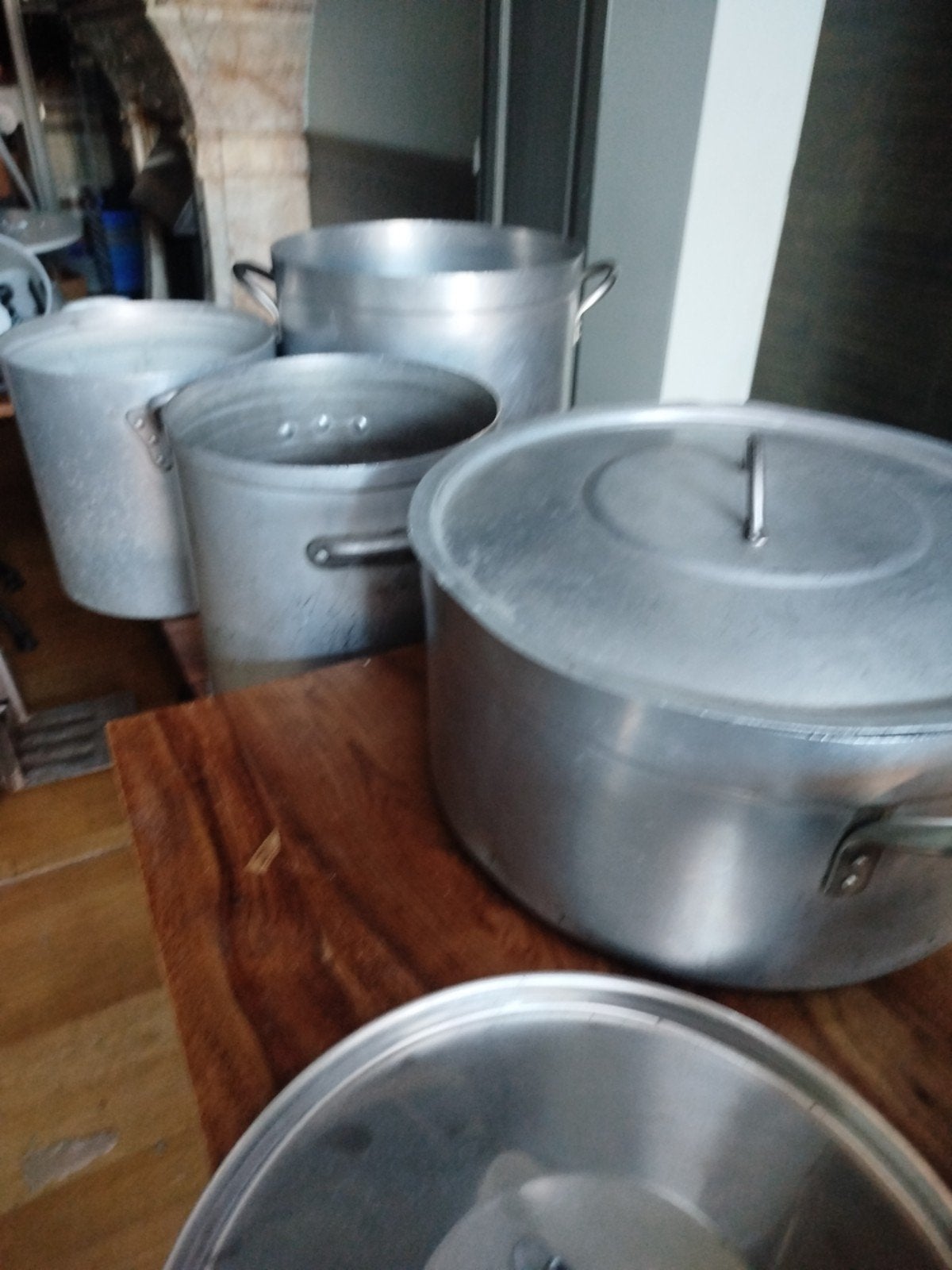 Grote kookpotten, Ophalen
