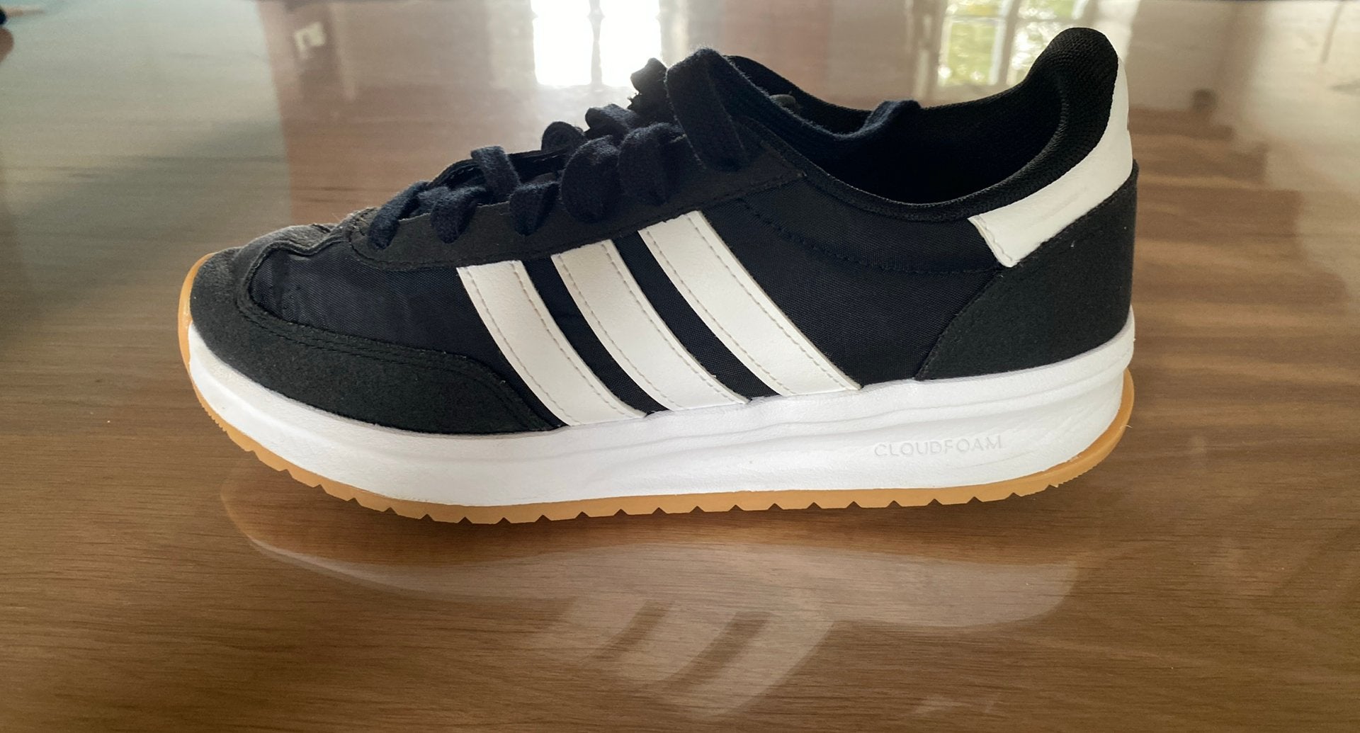 Sneakers/Sportschoenen Adidas zwart-wit maat 39 1/3, Ophalen, Zo goed als nieuw, Jongen of Meisje, Sportschoenen