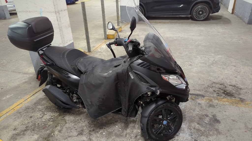 Superbe Piaggio MP3 300 HPE Sport - Comme neuf, Motos, 278 cm³, Occasion, Particulier, ABS