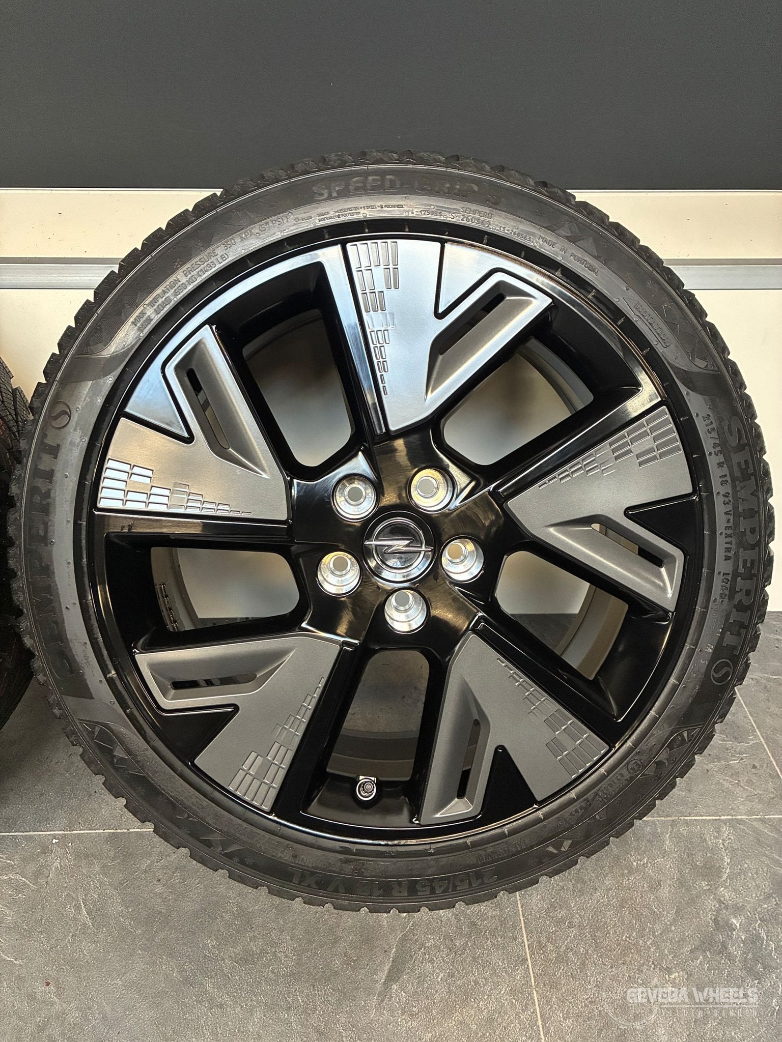 18” originele Opel Astra-e L velgen + winterbanden 5x108, Auto-onderdelen, 18 inch, -, -, Banden en Velgen