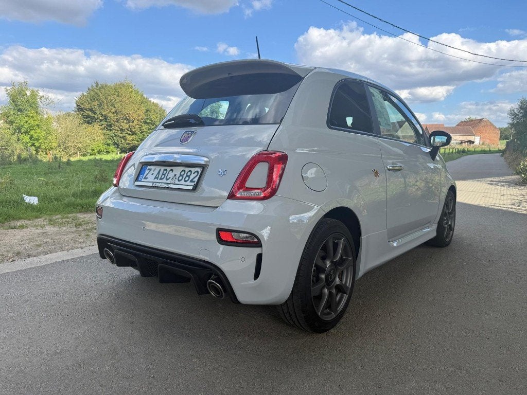 Abarth-SCORPION/595-NARDO GREY/23.950km/CAR-PASS/Comme Neuf!, Auto's, Voorwielaandrijving, Stof, 4 cilinders, 120 kW