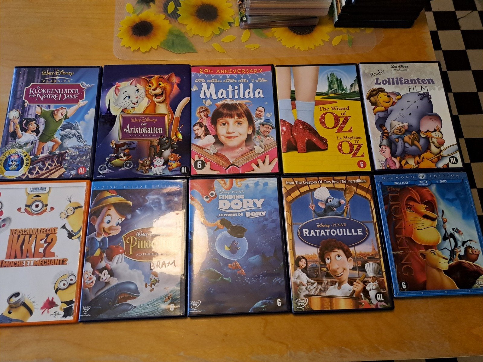 10 DVD's met tekenfilms van Walt Disney en andere, Tekenfilm, Amerikaans, Nederlands, Zo goed als nieuw