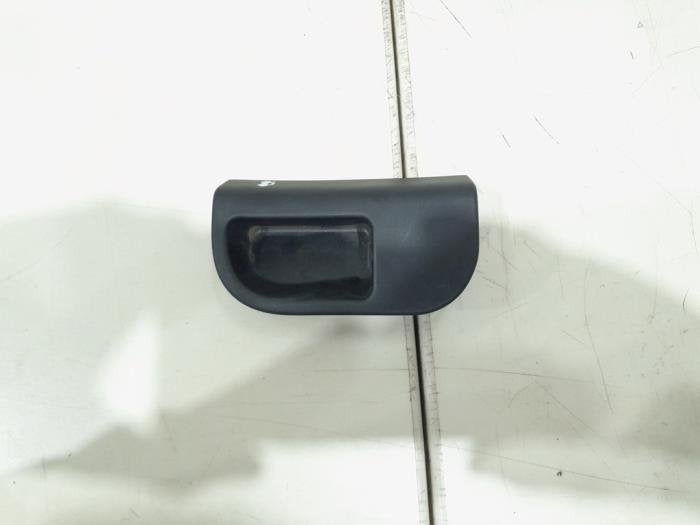 Levier capot d'un Fiat Doblo, Autos : Pièces & Accessoires, -, 3 mois de garantie, Utilisé, Fiat