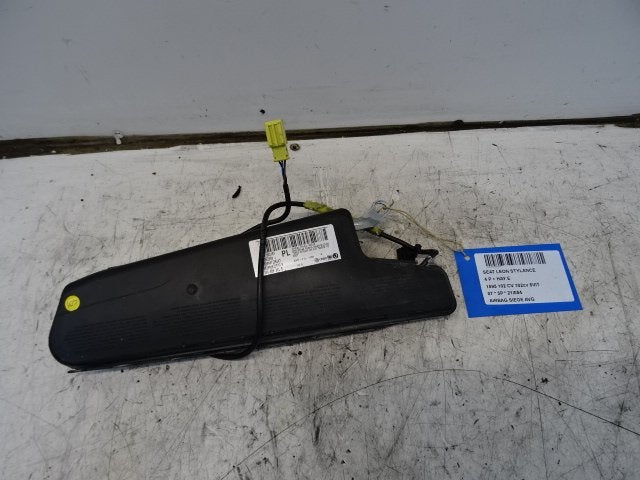 AIRBAG SIÈGE AVANT GAUCHE Seat Leon (1P1) (1K4880241B), Mevr. I. Hauben, Utilisé, Rue de l'Espoir 34 34
4030  GRIVEGNÉE, BE, Info@Collignon.be