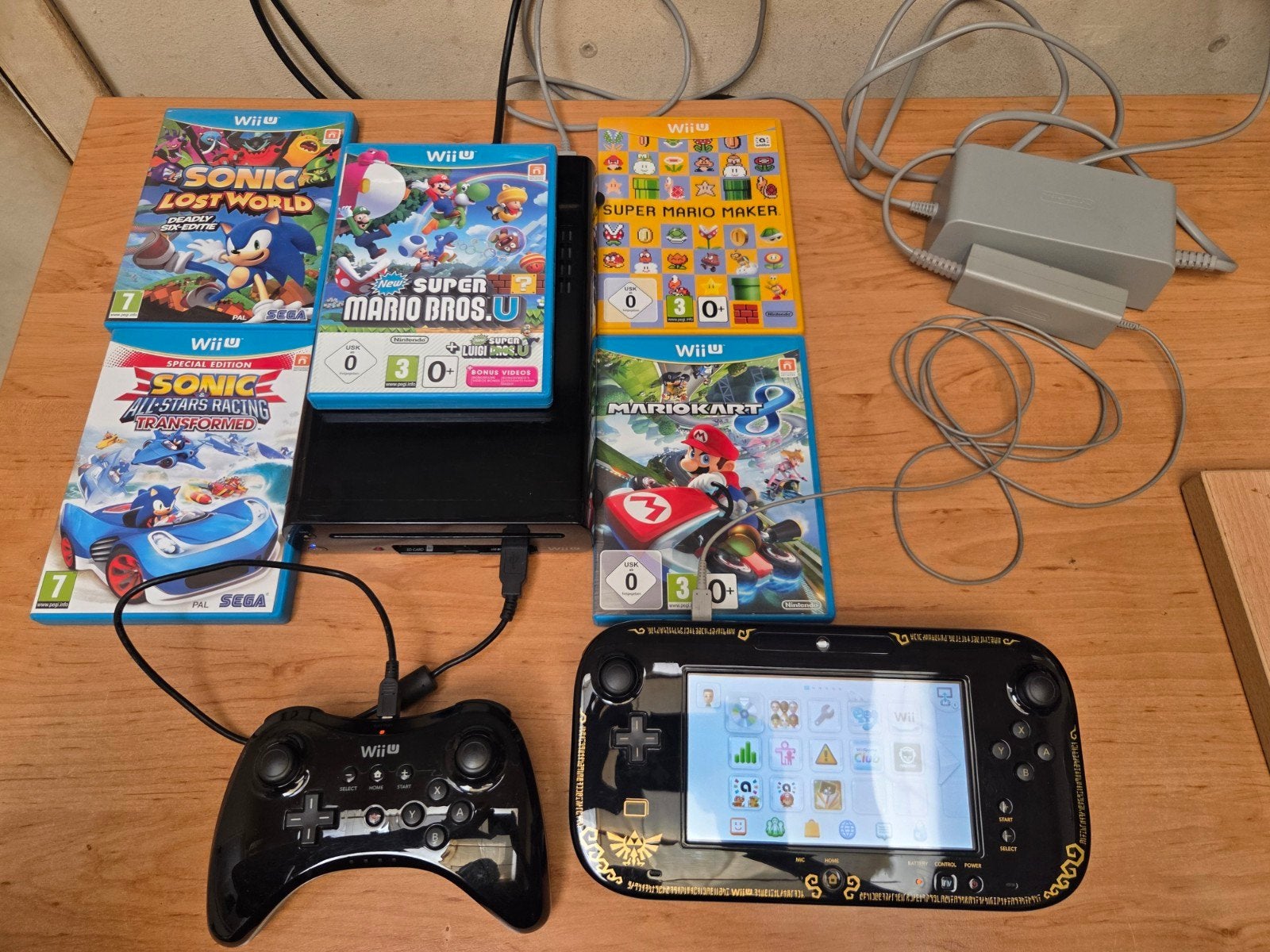 Wii U - Zelda Windwaker HD Limited Edition, Games en Spelcomputers, Spelcomputers | Nintendo Wii U, Ophalen, Zo goed als nieuw