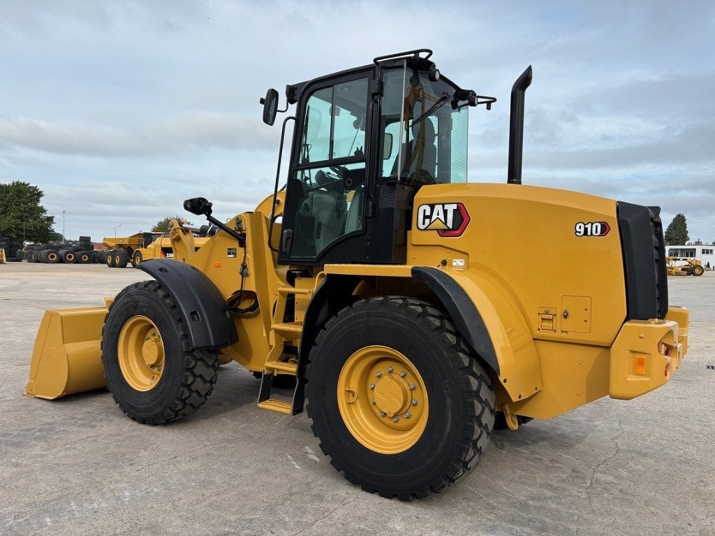 Caterpillar 910 (2021), Enlèvement, Chargeuse sur pneus ou Chouleur