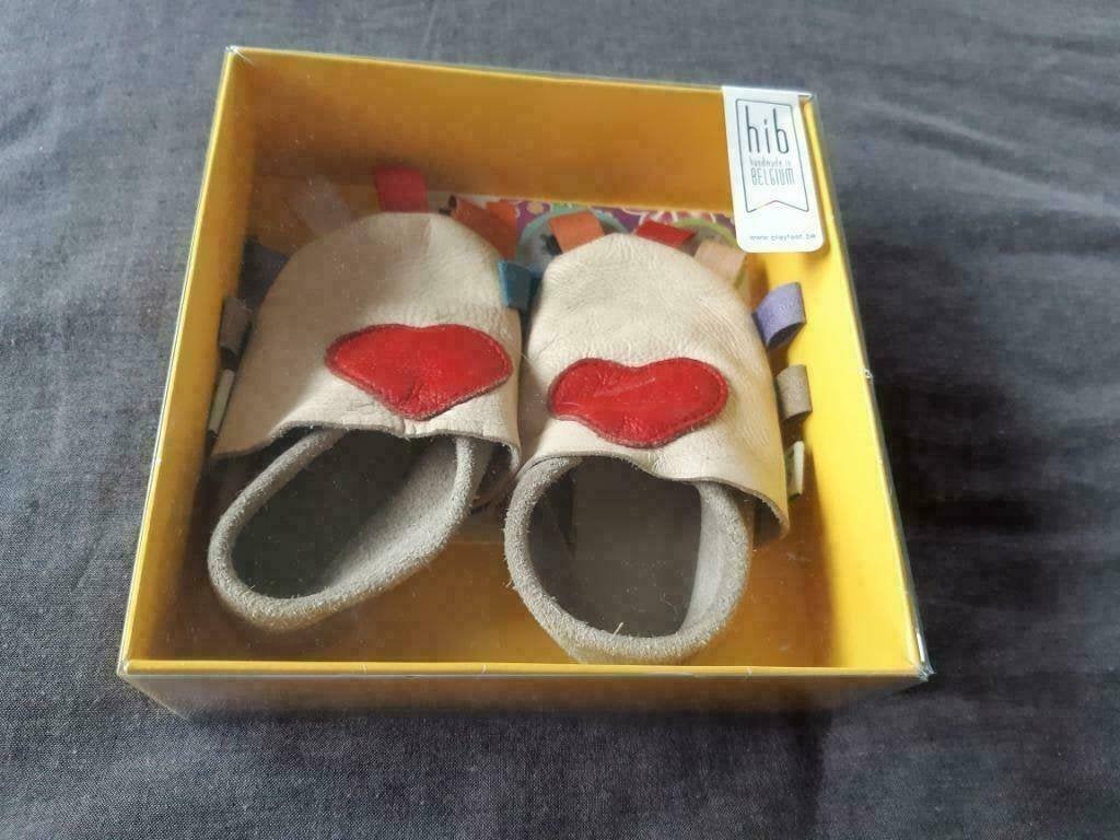 Kruippantoffels Play feet, Kinderen en Baby's, Babykleding | Schoentjes en Sokjes, Ophalen of Verzenden, Gebruikt, Jongetje of Meisje