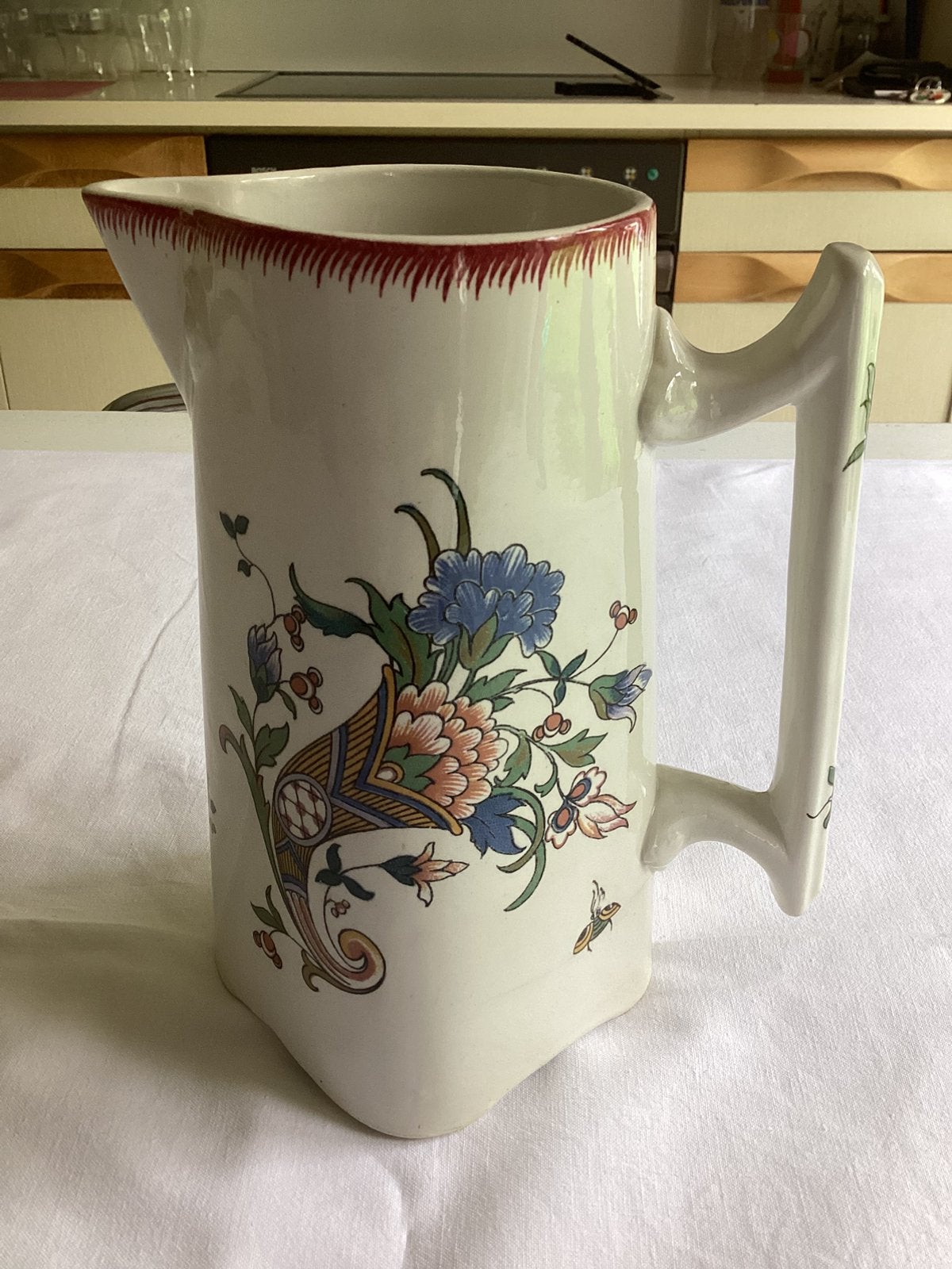 Cruche porcelaine Sarregemines, Enlèvement