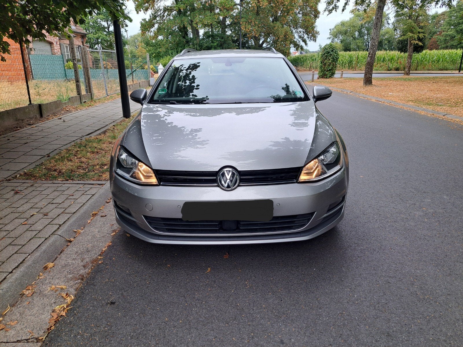 Volkswagen Golf 7 Break 1.6 TDI. À partir de 2016. 6 milliar, Euro 6, Entretenue par le concessionnaire, 5 portes, Tissu