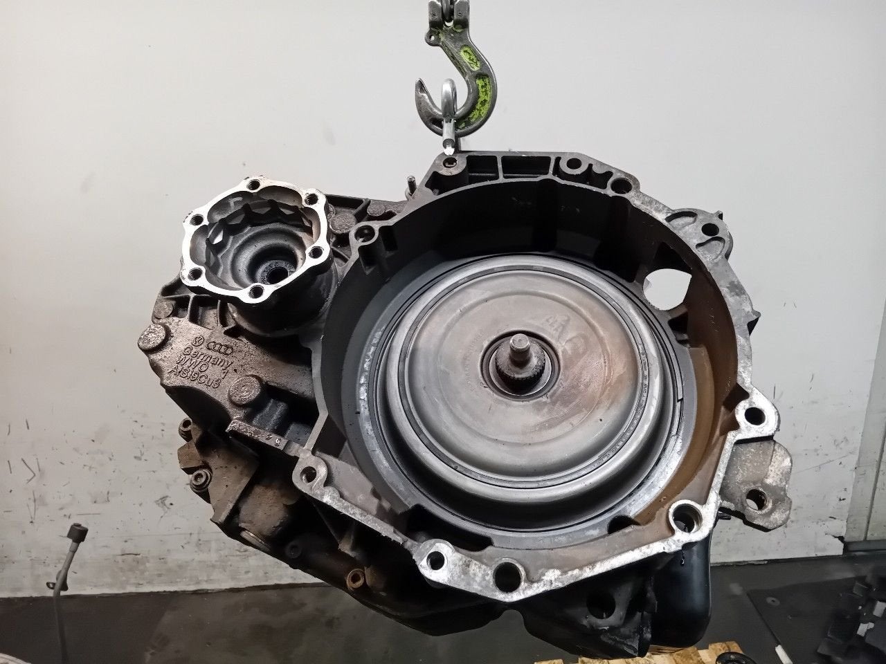 Versnellingsbak automaat Volkswagen Touran, Auto-onderdelen, Onderdelen@venauto.nl, Van der Ven Autorecycling B.V., Gebruikt, Ettenseweg 76, 4706 PB Roosendaal, The Netherlands