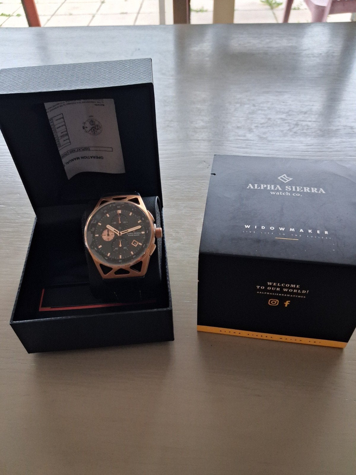 Alpha Sierra horloge, Handtassen en Accessoires, Horloges | Heren, Leer, Staal, Polshorloge, Nieuw