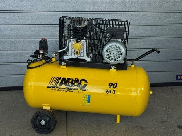 compresseur professionelle 3 cv avec cuve 90 l, Bricolage & Construction, Compresseurs, Enlèvement, 200 à 400 litres/min, Utilisé