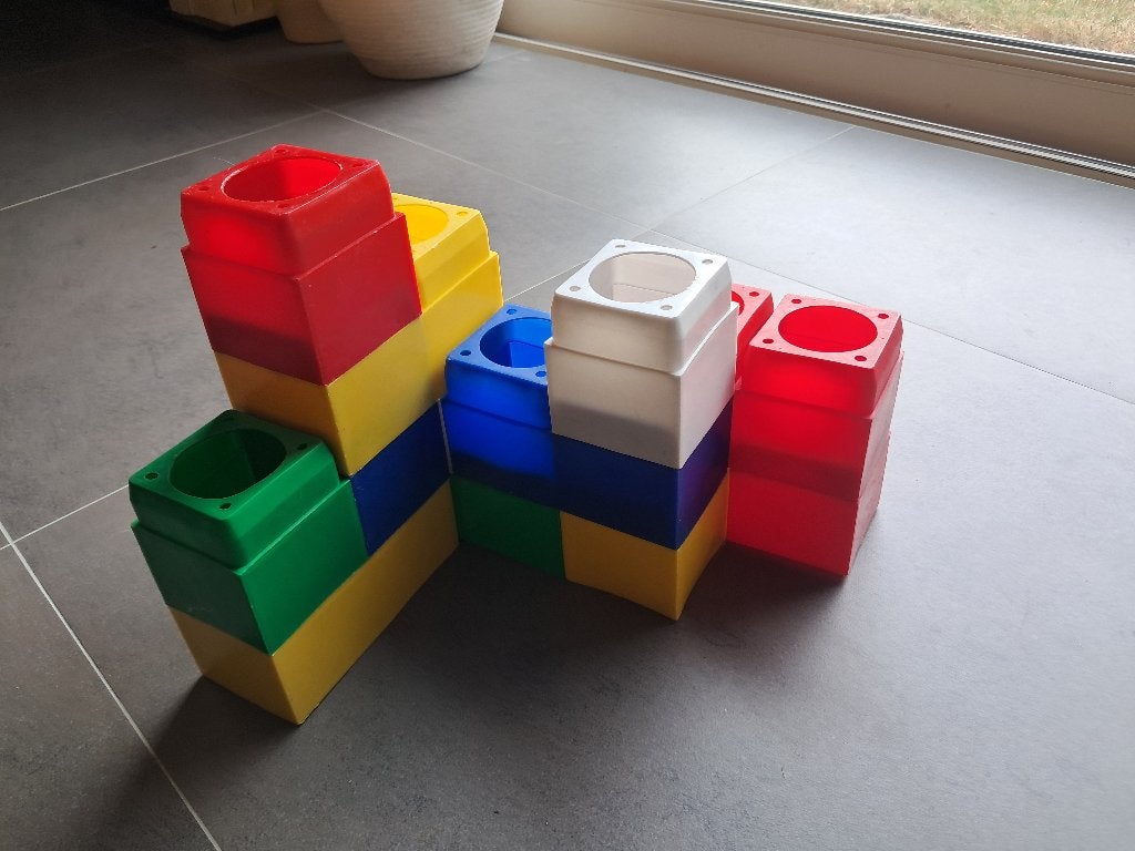 grote bouw- blokken lichte kunststof, kleur, 12 stuks, Kinderen en Baby's, Ophalen of Verzenden, Gebruikt